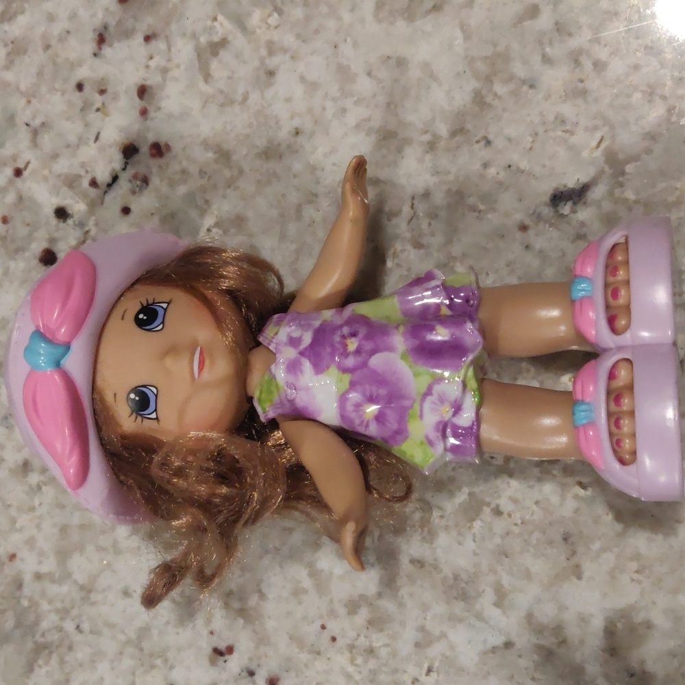 Fisher Price Vintage Snap ‘N Style  1 doll, clothes snap style Y2K Cottagecore